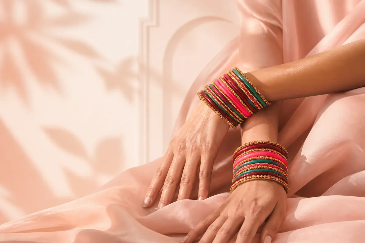 Colourful premium glass bangles